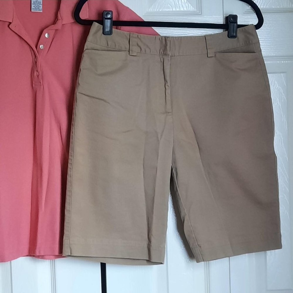 NWOT HP⭐ Talbots Petites Cotton Twill Khaki Tan Bermuda Shorts Size 10P